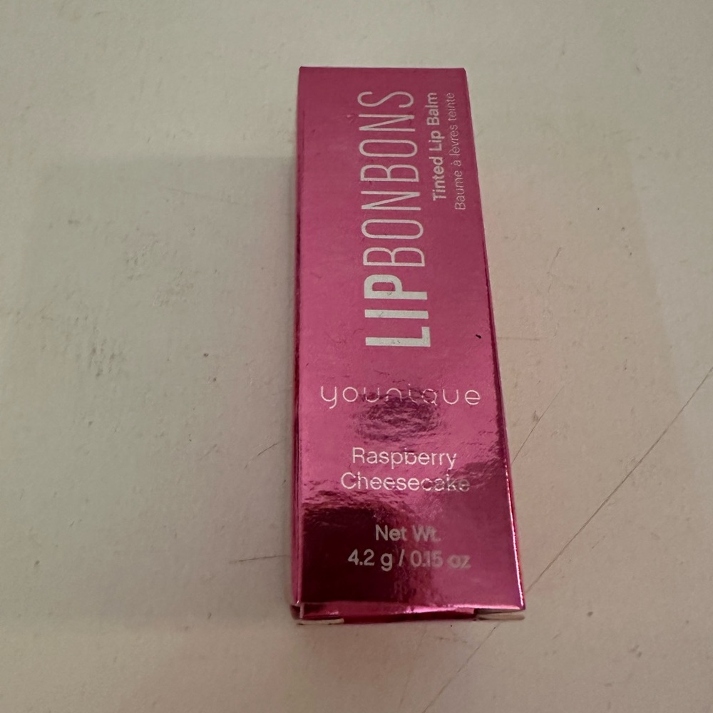 YOUNIQUE LIP BONBON TINTED LIP BALM